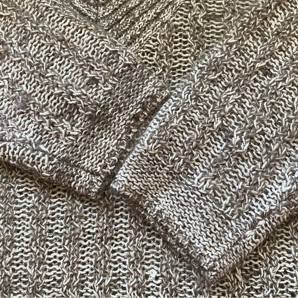 Vintage EMOS COLLECTION Cable Knit Silk Blend V-Neck Tunic Sweater Medium - Picture 5 of 10